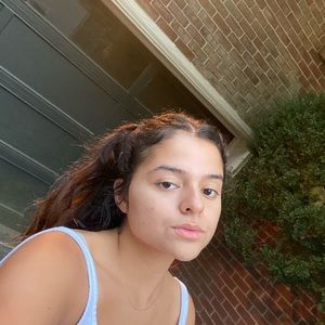 Meet your Posher, Veronica